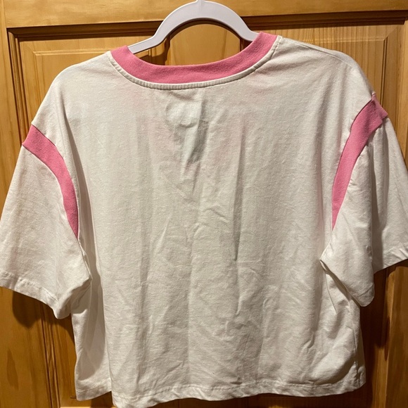 Peanuts crop Tshirt with pink stripping on sleeves and neckline used  size XL - Picture 5 of 6
